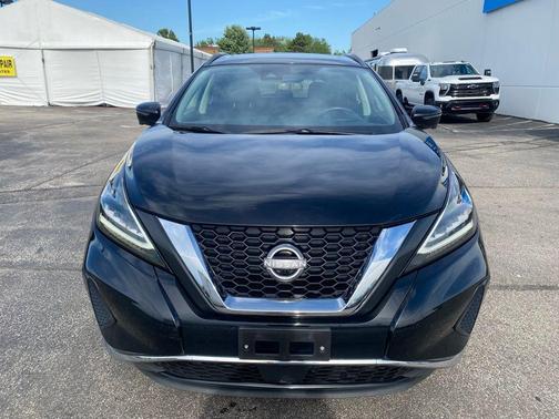 Black 2024 Nissan Murano SV