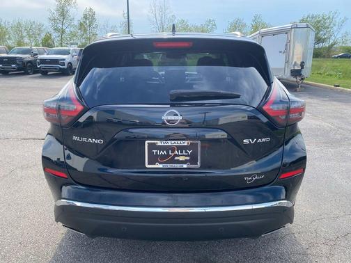 Black 2024 Nissan Murano SV