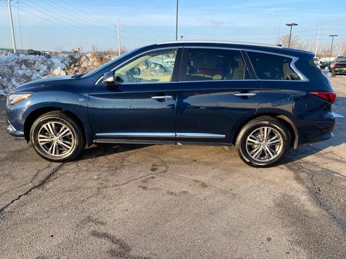 2017 INFINITI QX60 Base