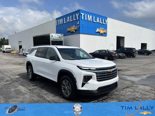 2025 Chevrolet Traverse LT