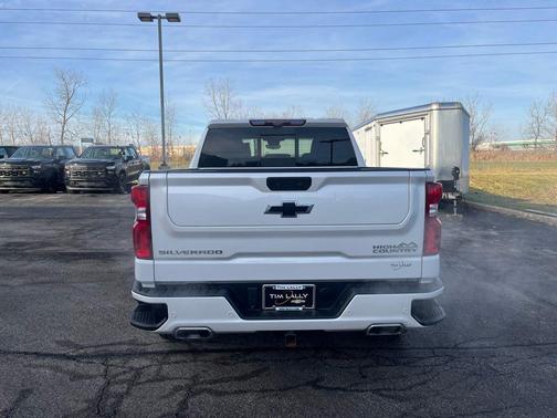 2022 Chevrolet Silverado 1500 High Country