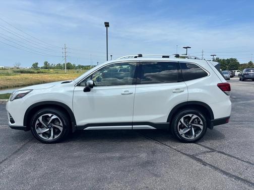 2023 Subaru Forester Touring