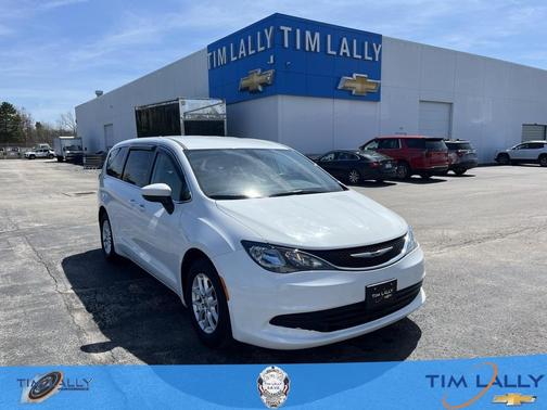 2017 Chrysler Pacifica LX