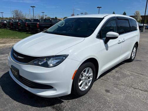 2017 Chrysler Pacifica LX