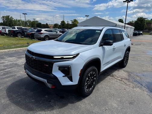 Polar White 2026 Chevrolet Traverse Z71
