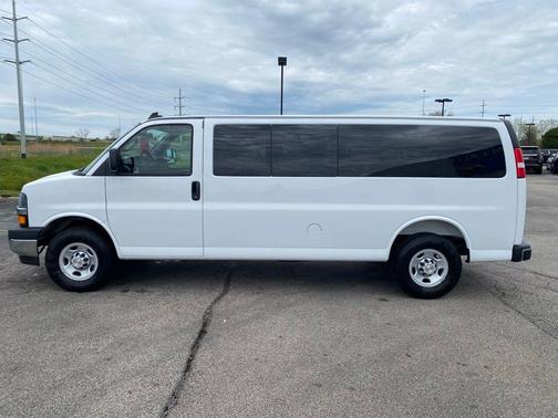 Summit White 2025 Chevrolet Express 3500 LS