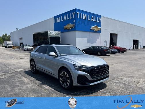 2025 Audi Q8 55 Premium