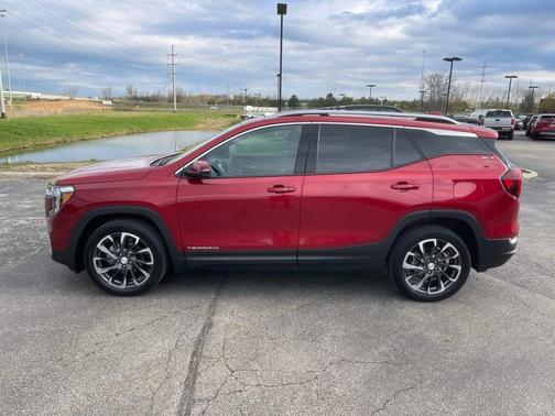 2022 GMC Terrain SLT