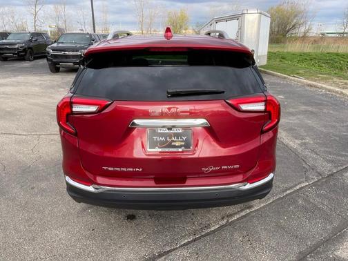 2022 GMC Terrain SLT