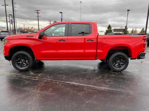 2025 Chevrolet Silverado 1500 Custom Trail Boss