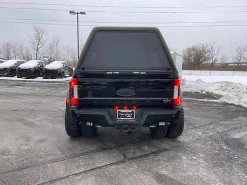 2017 Ford F-350 Lariat Super Duty