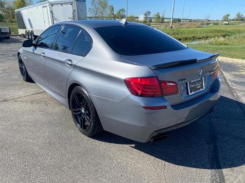 2013 BMW 550 i xDrive