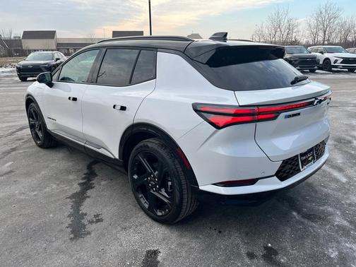 2025 Chevrolet Equinox EV RS