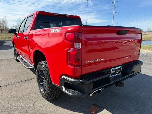 2022 Chevrolet Silverado 1500 Custom Trail Boss