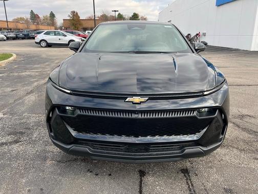 2026 Chevrolet Equinox EV LT 1