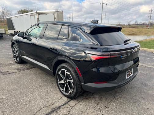2026 Chevrolet Equinox EV LT 1
