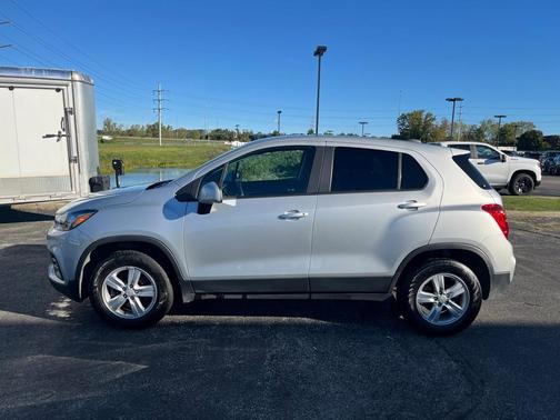 2022 Chevrolet Trax LS