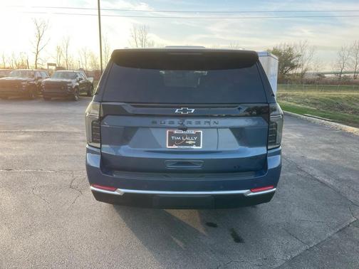 2026 Chevrolet Suburban LT