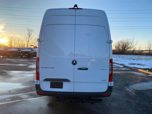 2024 Mercedes-Benz Sprinter 2500 170 WB High Roof Extended Cargo