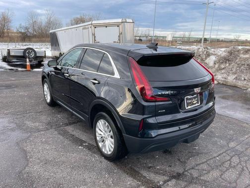 2024 Cadillac XT4 Luxury