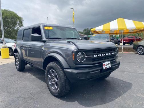 Gray Metallic 2025 Ford Bronco Big Bend