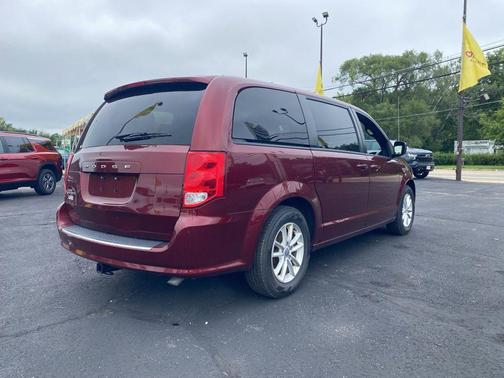 2020 Dodge Grand Caravan SE