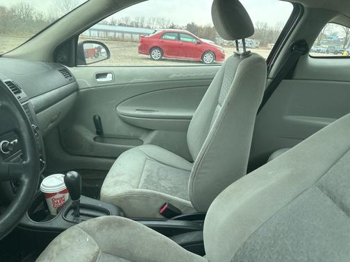 2005 Chevrolet Cobalt Base