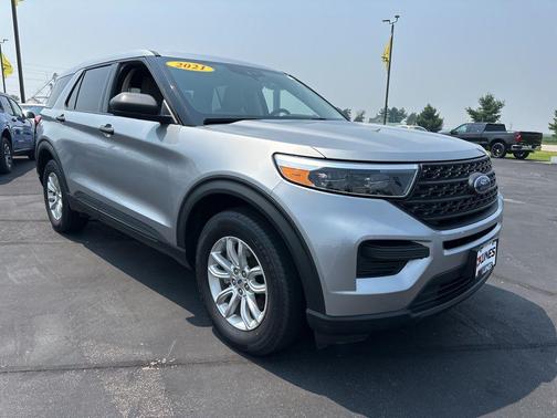 2021 Ford Explorer Base