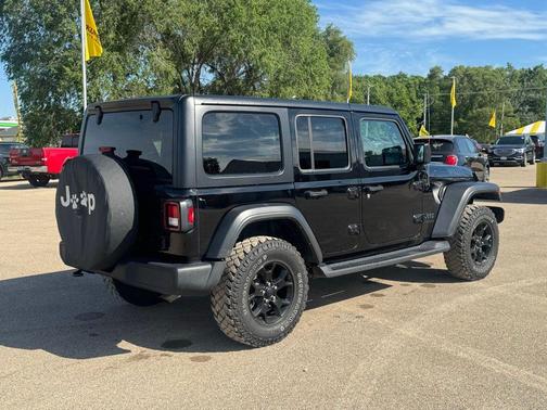 Black Clearcoat 2021 Jeep Wrangler Willys