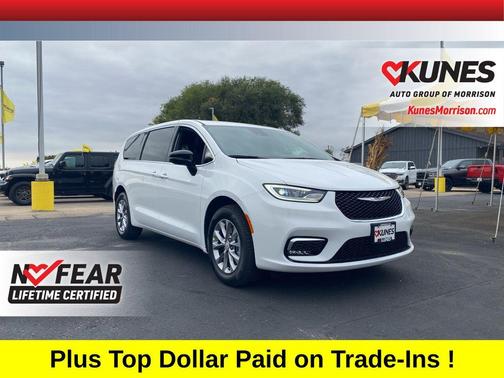 2026 Chrysler Pacifica L