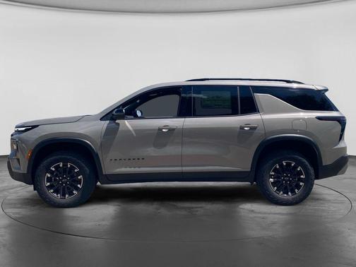 Sandstone Gray 2026 Chevrolet Traverse AWD Z71