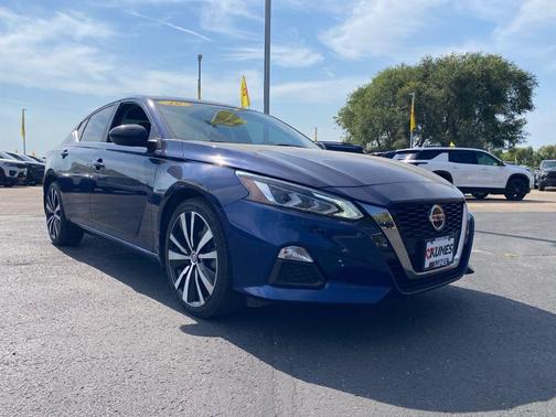 2019 Nissan Altima 2.5 SR