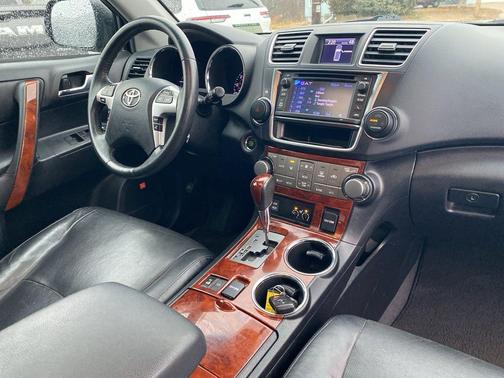 2013 Toyota Highlander Limited