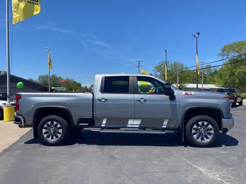 Sterling Gray Metallic 2024 Chevrolet Silverado 2500 LT