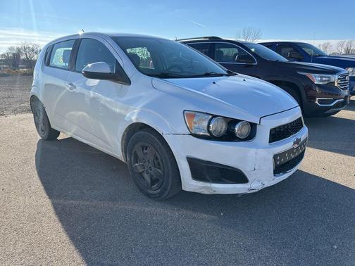 2015 Chevrolet Sonic LS