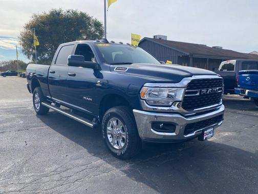 2022 RAM 2500 Big Horn Crew Cab 4x4 6'4' Box