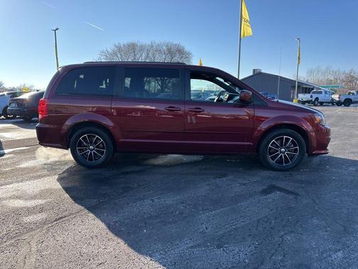 2016 Dodge Grand Caravan R/T