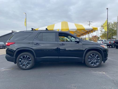 2021 Chevrolet Traverse RS