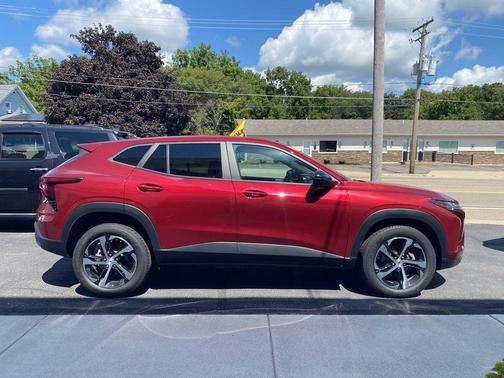 2024 Chevrolet Trax FWD 1RS