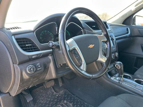 2017 Chevrolet Traverse 1LT
