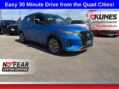 2022 Nissan Kicks SR