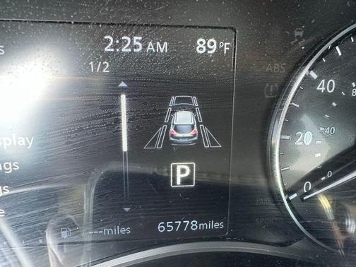 2022 Nissan Kicks SR