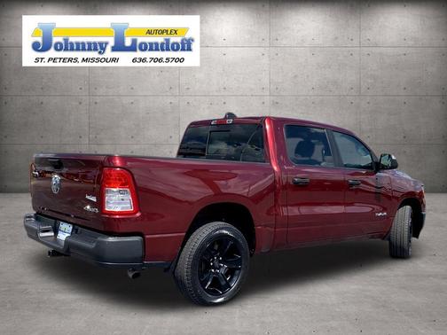 Photo 2 of 25 of 2019 RAM 1500 Tradesman