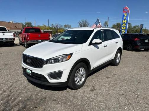 2017 Kia Sorento LX