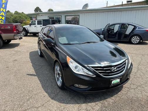 2013 Hyundai SONATA GLS