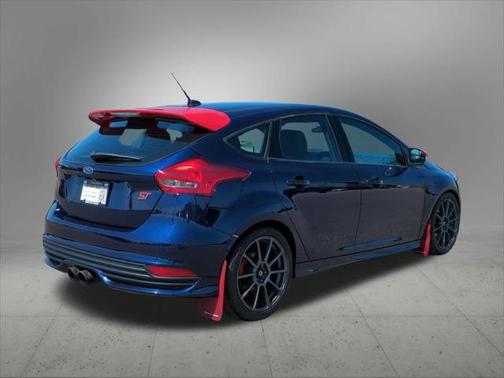 2017 Ford Focus ST