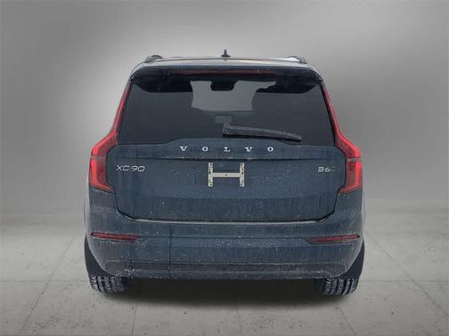 2026 Volvo XC90 Ultra Dark Theme, B6 AWD Gas (mild hybrid), Gasoline, 6 Seats