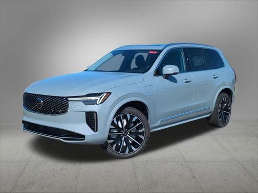2026 Volvo XC90 Plug-In Hybrid T8 Plus 7-Seater