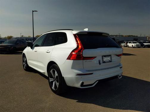 2025 Volvo XC60 Plug-In Hybrid T8 Core