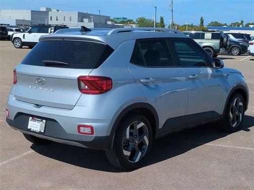 2021 Hyundai VENUE SEL